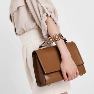 🔥NEW CHARLES AND KEITH Structured Front Flap Bag